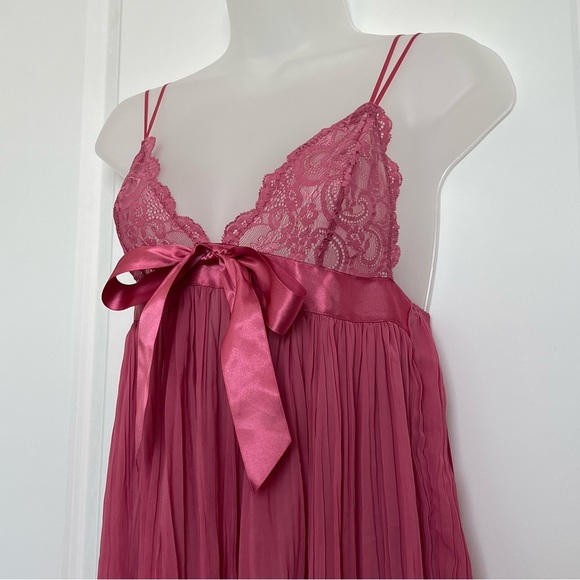 Victorias Secret Lace Babydoll Night Gown Slip size small dusty rose colorNWOT - Picture 2 of 6